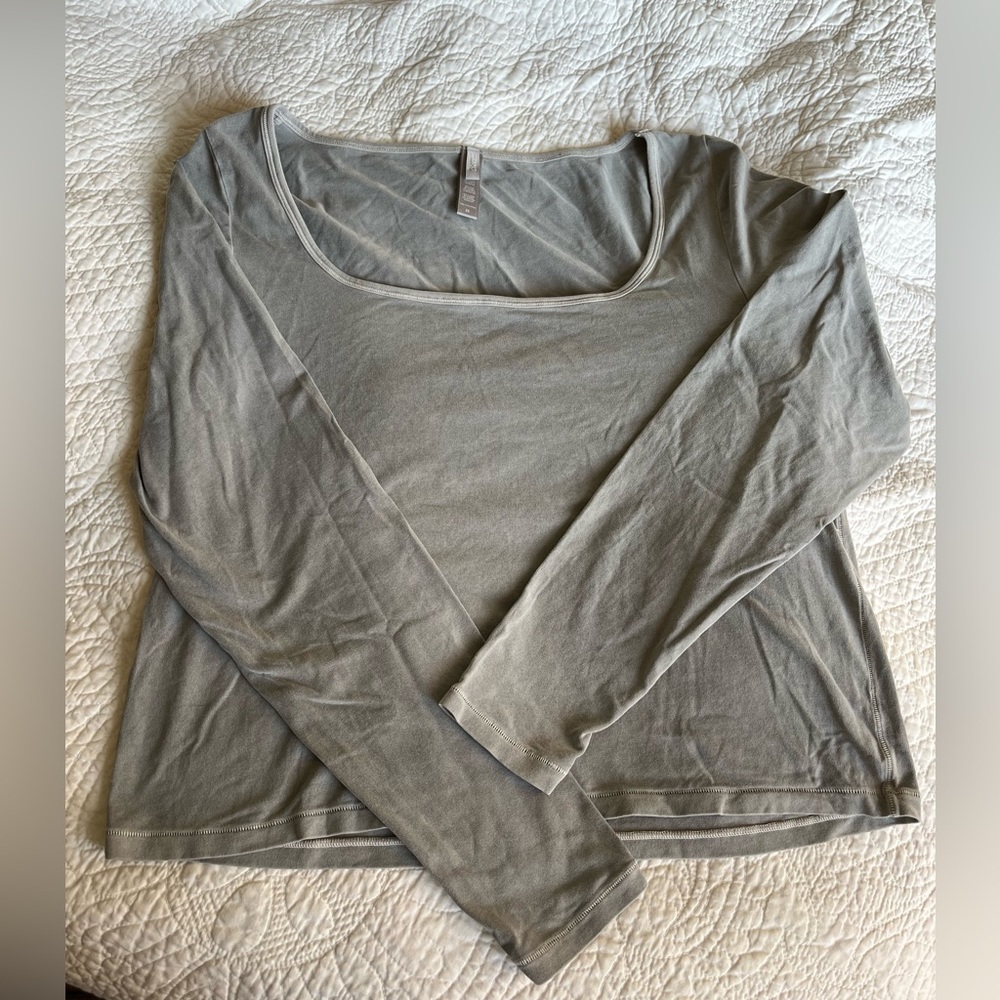 Skims New Vintage Scoop T